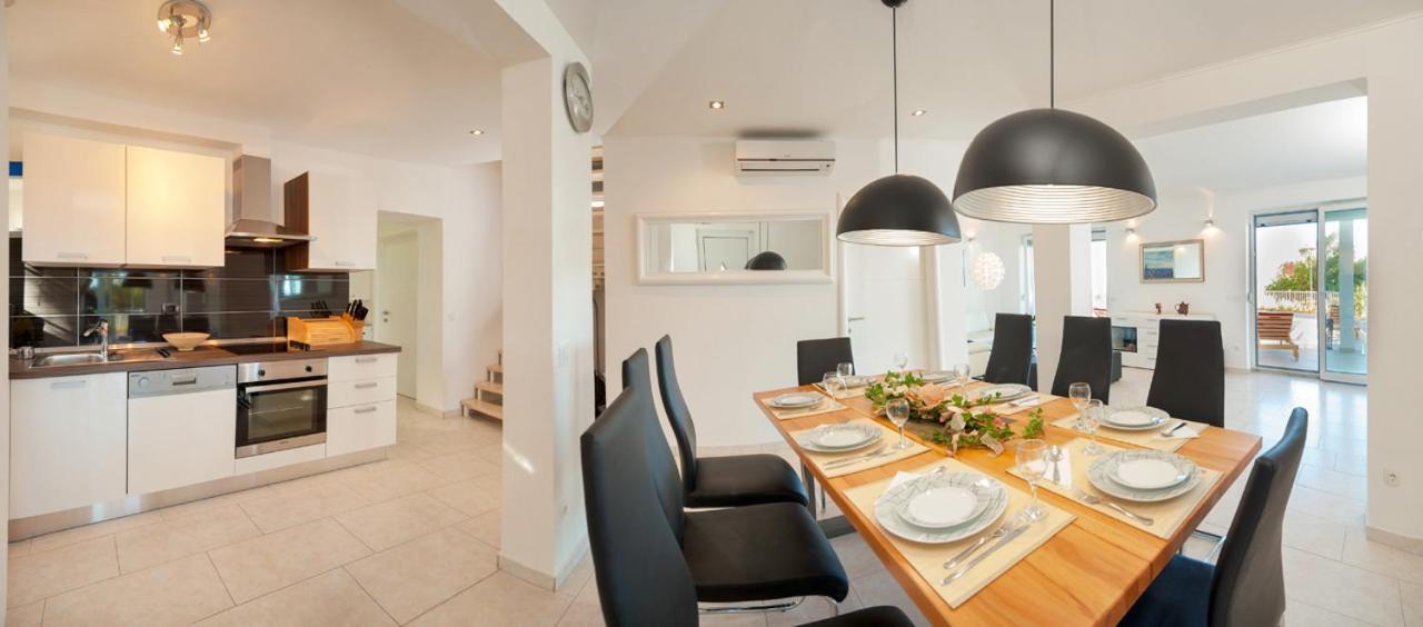 Magnificent Villa With Pool, Hot Tub, Sea View, Sauna Mimice Buitenkant foto